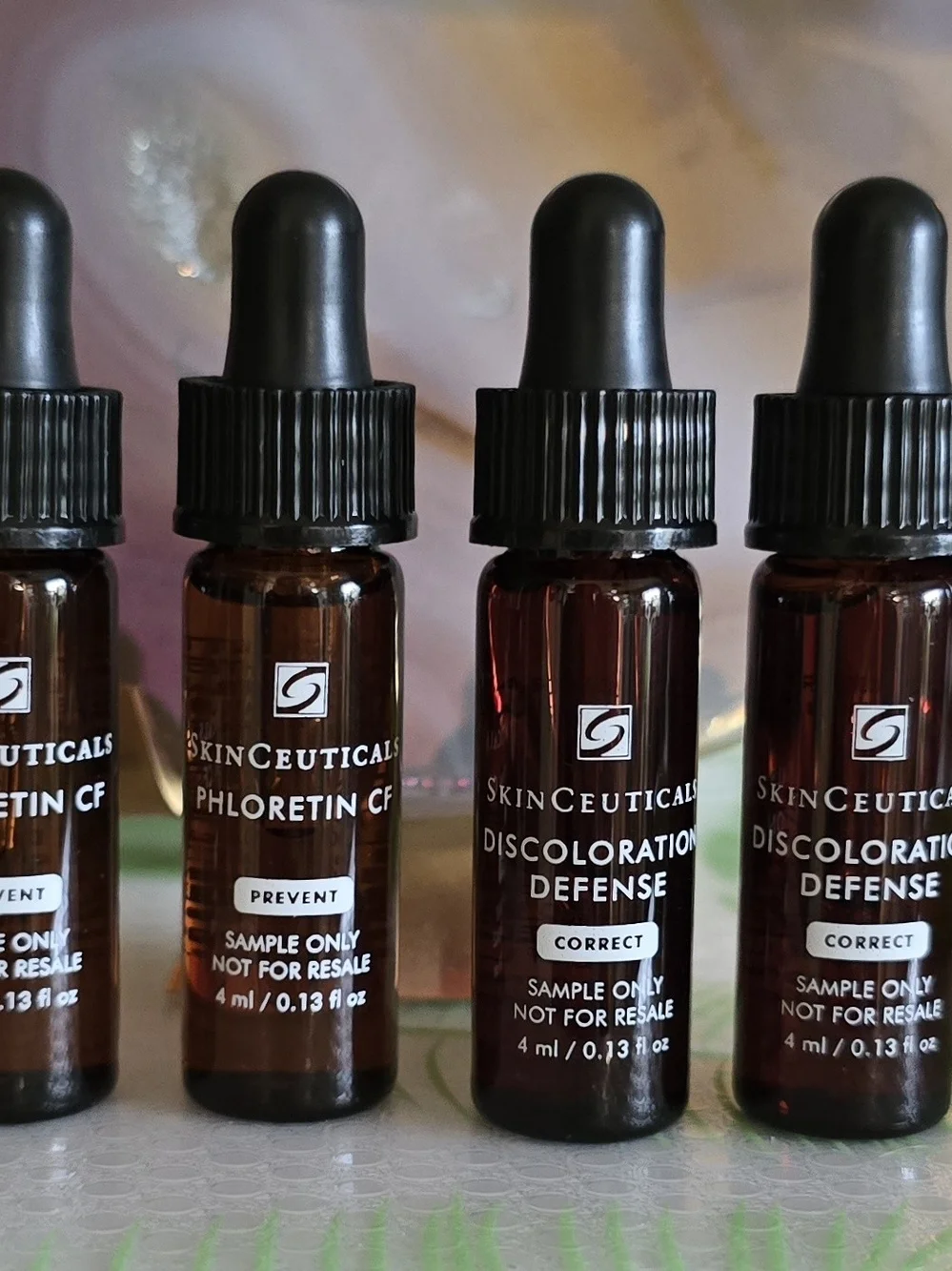 SkinCeuticals Brown Mini Serum Vial Set with Black Droppers